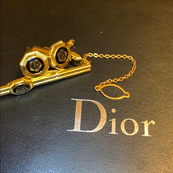 Tie clip and cuff links matching set - Picture 3 of 3